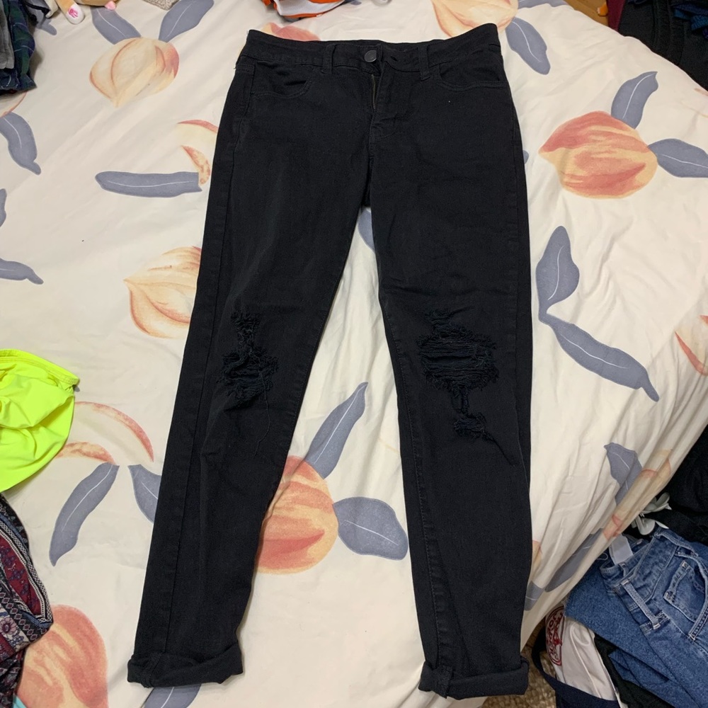 American Eagle black ripped skinny jeans